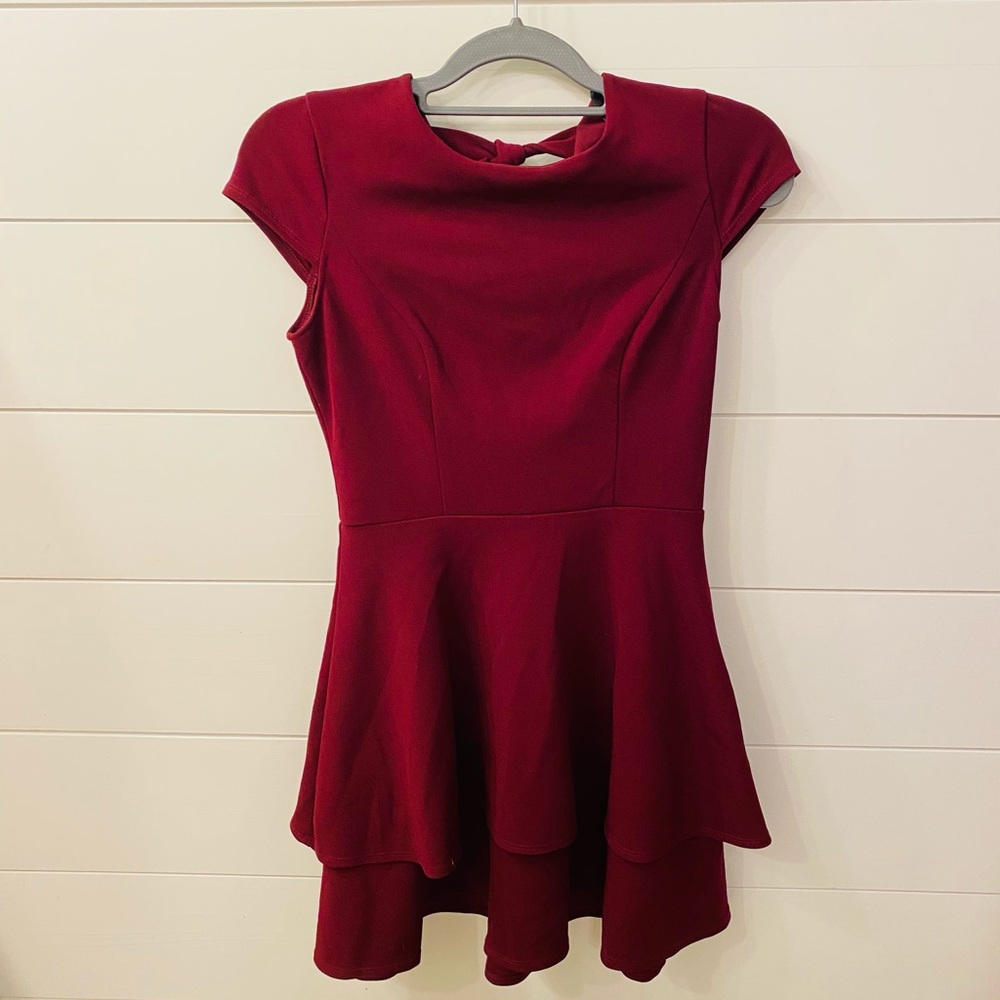 Women’s/Juniors B. Darlin Dress. Size 3/4. Burgundy/Wine.